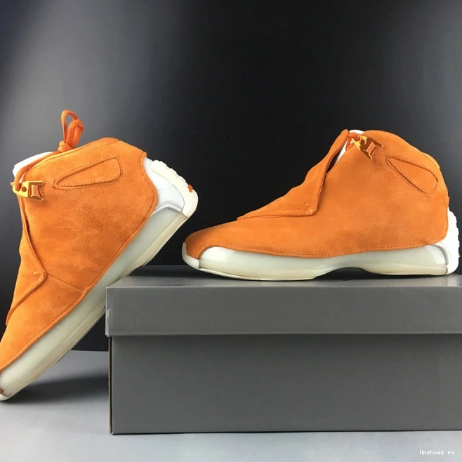 AA2494-801 Jordan  Campfire 18 Retro Orange 0420